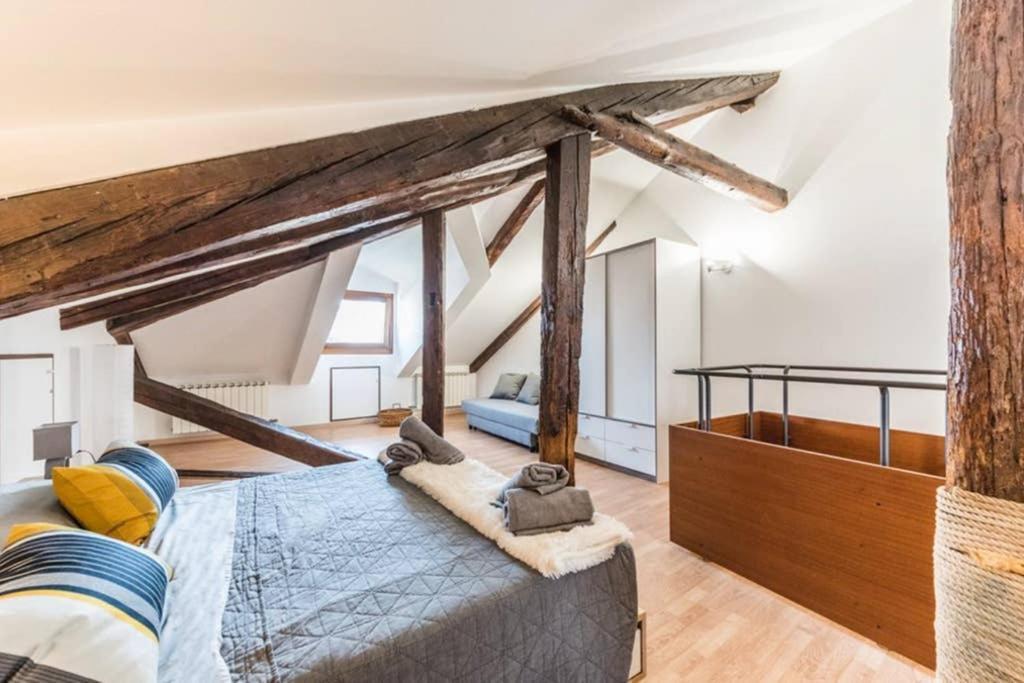 Rialto Apartment With Canal Grande View Venice Ngoại thất bức ảnh