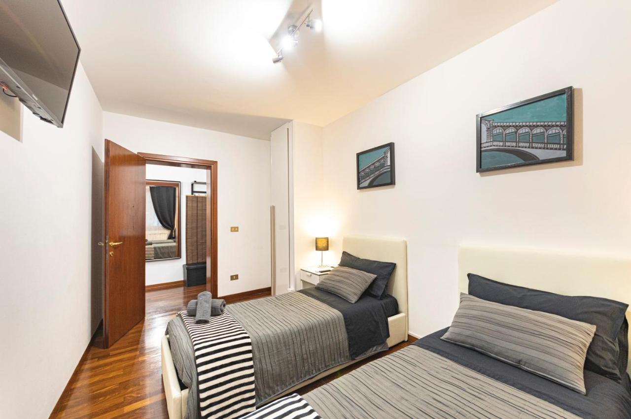 Rialto Apartment With Canal Grande View Venice Ngoại thất bức ảnh