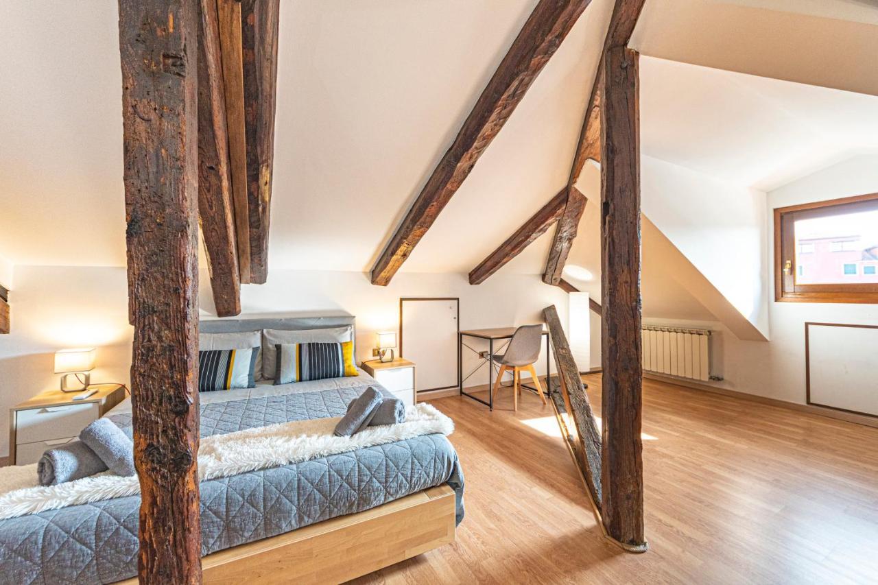 Rialto Apartment With Canal Grande View Venice Ngoại thất bức ảnh