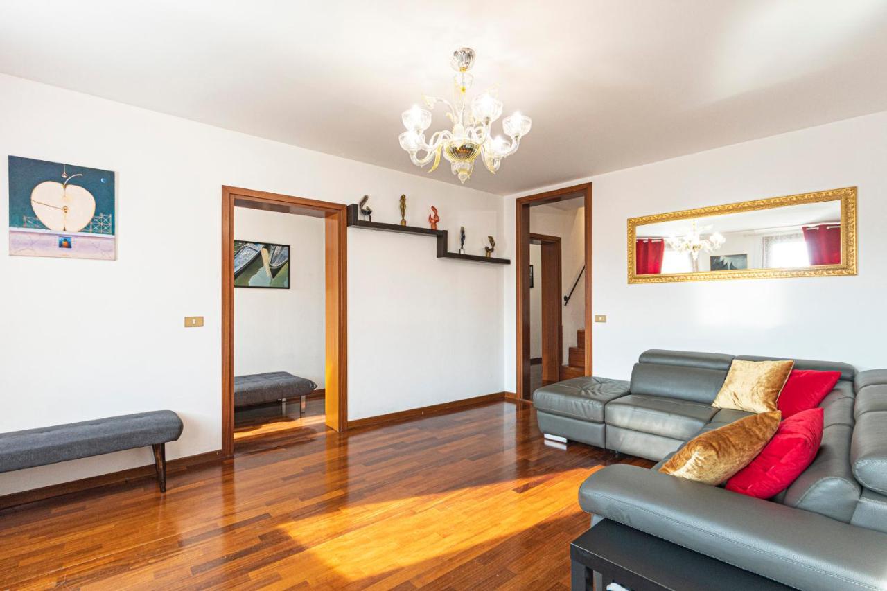 Rialto Apartment With Canal Grande View Venice Ngoại thất bức ảnh